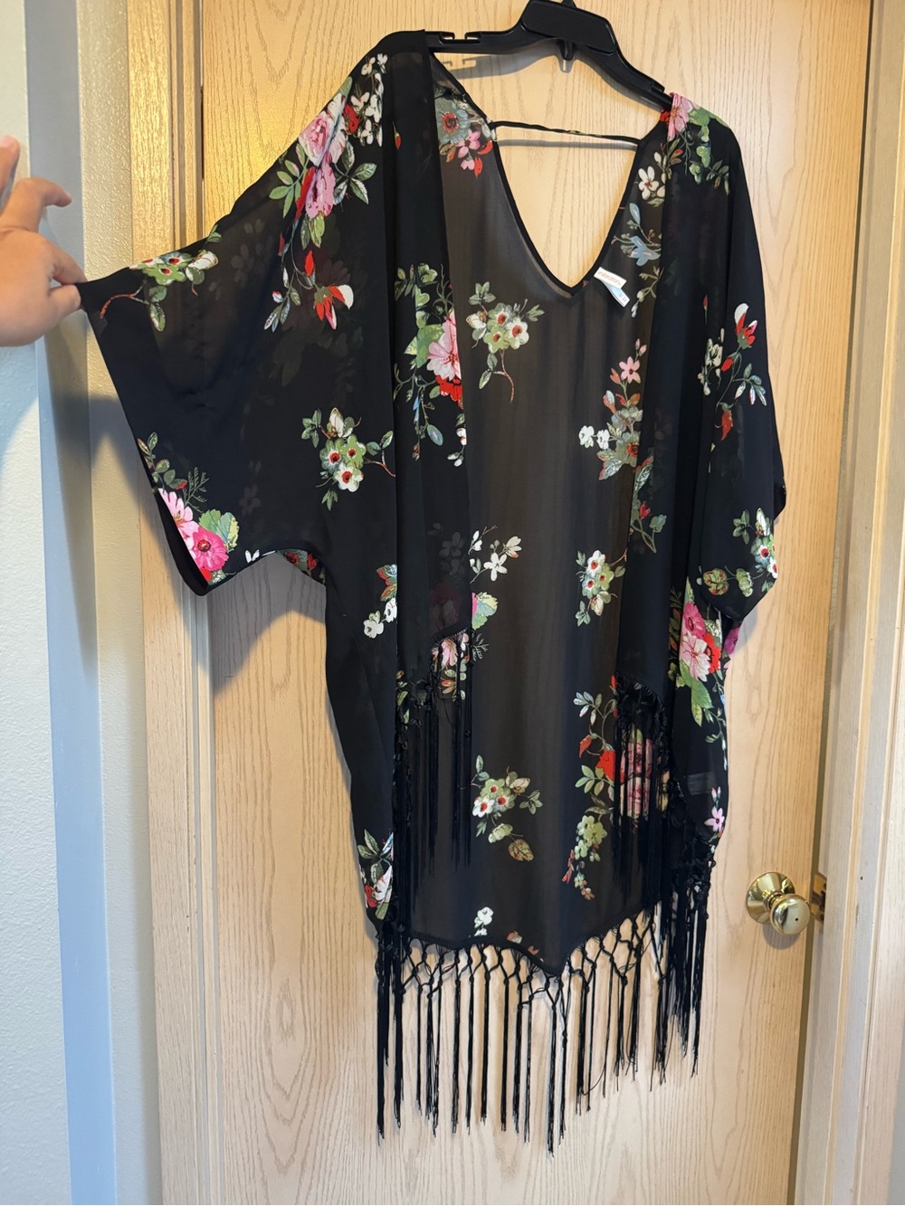 Xhilaration Sheer Black Floral Kimono Cardigan with Fringe Trim size M/L